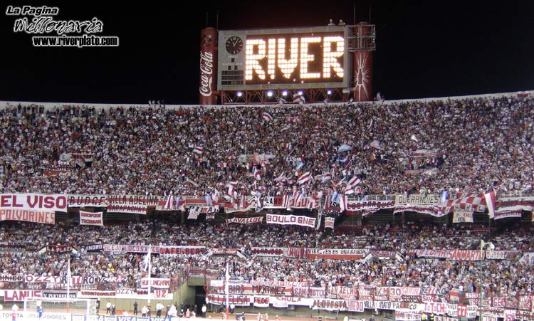 River Plate vs Nacional (LIB 2005) 6