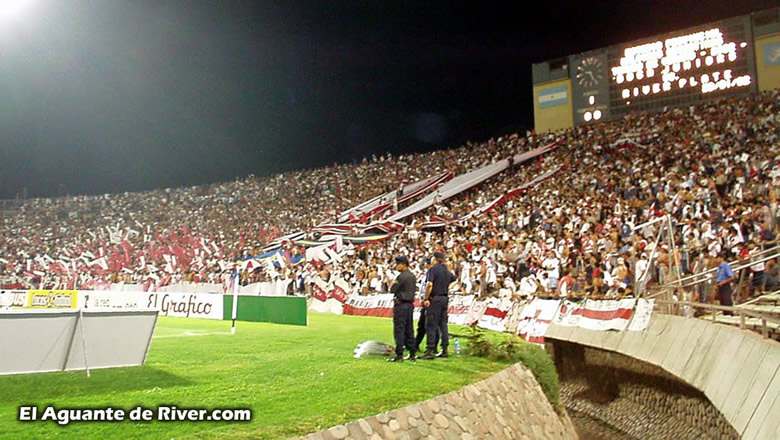 River Plate vs Boca Juniors (Mendoza 2002) 4