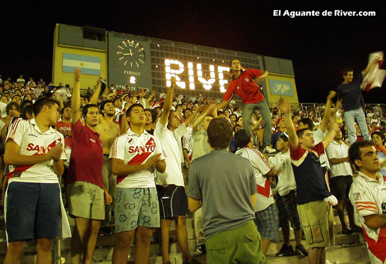 River Plate vs San Lorenzo (Mendoza 2002) 4