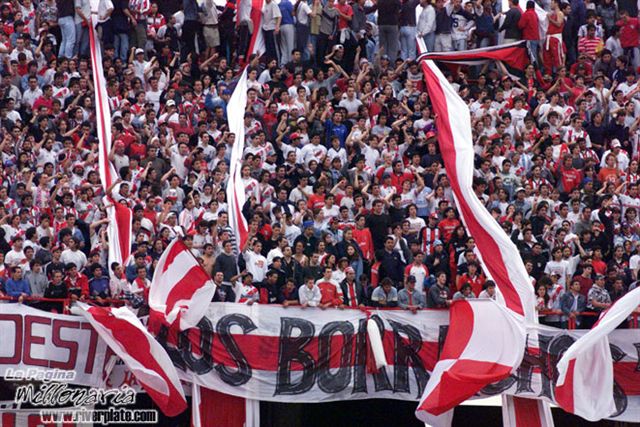 River Plate vs Huracán (AP 2001) 2