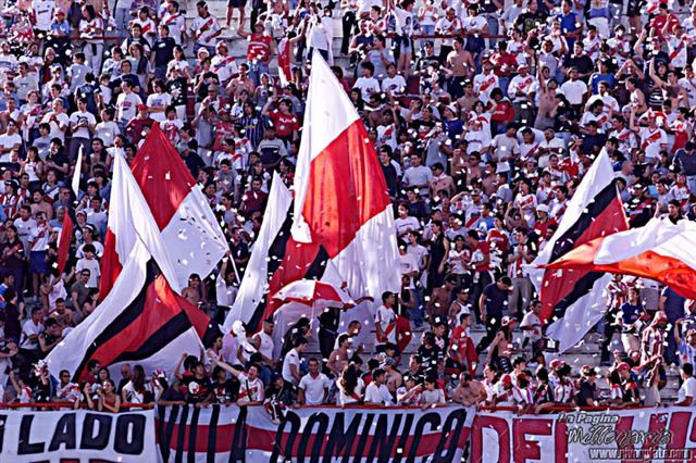 River Plate vs San Lorenzo (AP 2001) 13