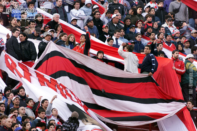 River Plate vs. Gremio (BRA) (MER 2001) 6