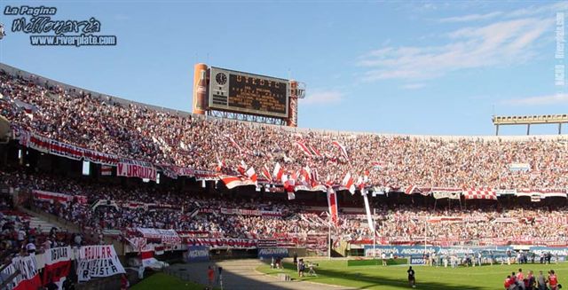 River Plate vs San Lorenzo (AP 2001) 15