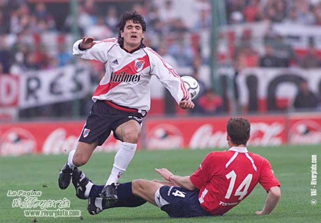 Independiente vs. River Plate (AP 2001) 2