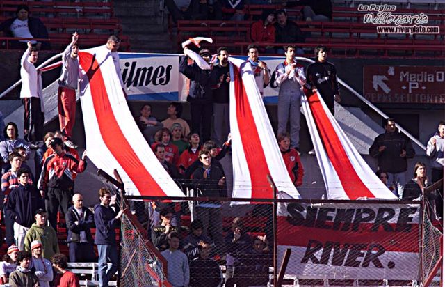 River Plate vs. Newells (AP 2001) 10