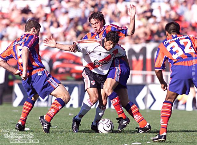 River Plate vs San Lorenzo (AP 2001) 20