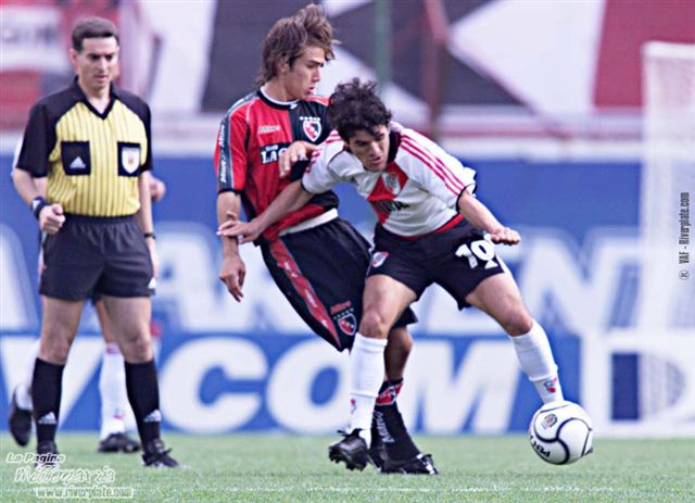 River Plate vs. Newells (AP 2001) 13