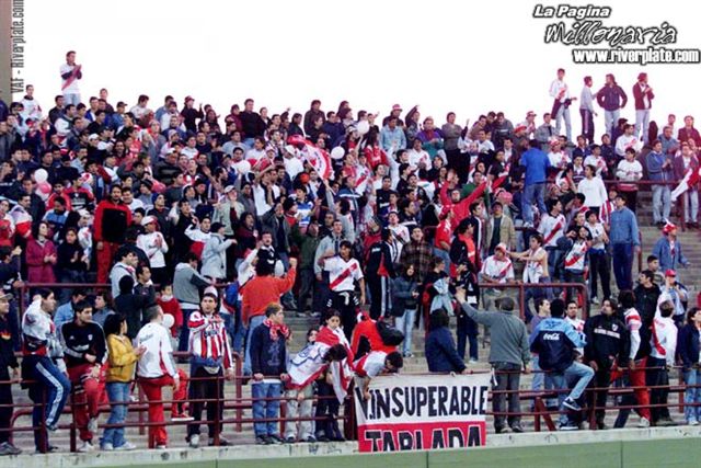 Talleres (Cba.) vs. River Plate (AP 2001) 13
