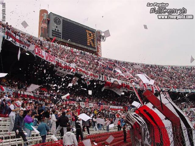 River Plate vs Huracán (AP 2001) 18
