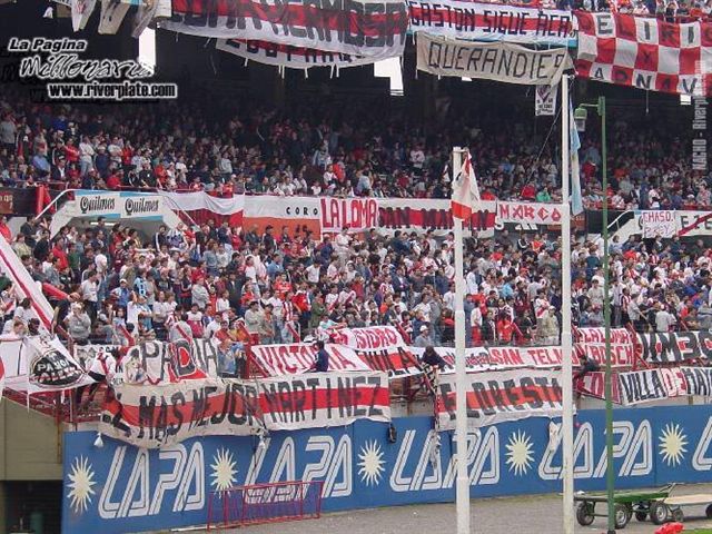 River Plate vs Huracán (AP 2001) 22