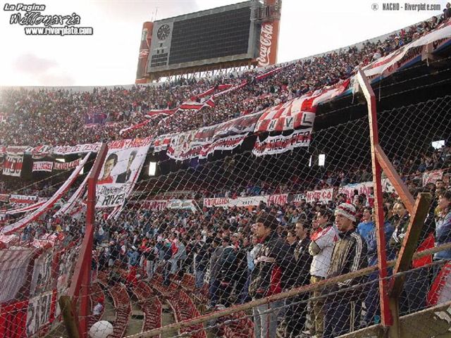 River Plate vs. Gremio (BRA) (MER 2001) 21