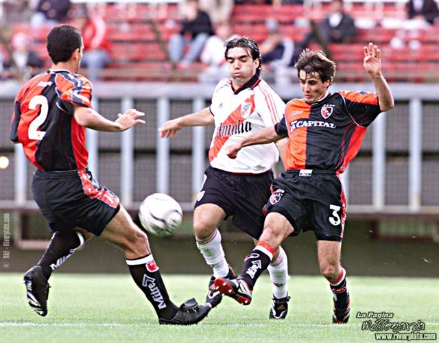 River Plate vs. Newells (AP 2001) 20