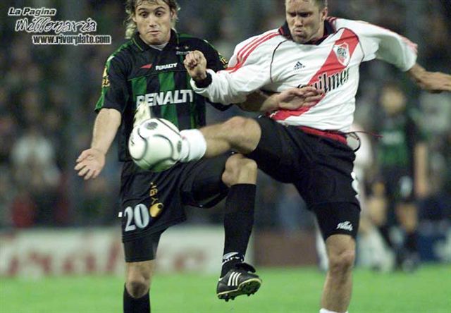 Chicago vs. River Plate (AP 2001) 9