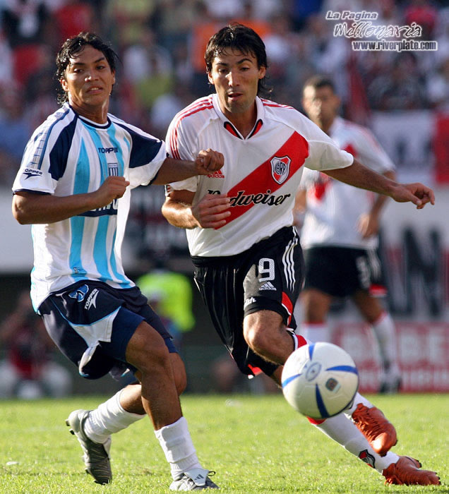 River Plate vs Racing Club (CL 2005) 16