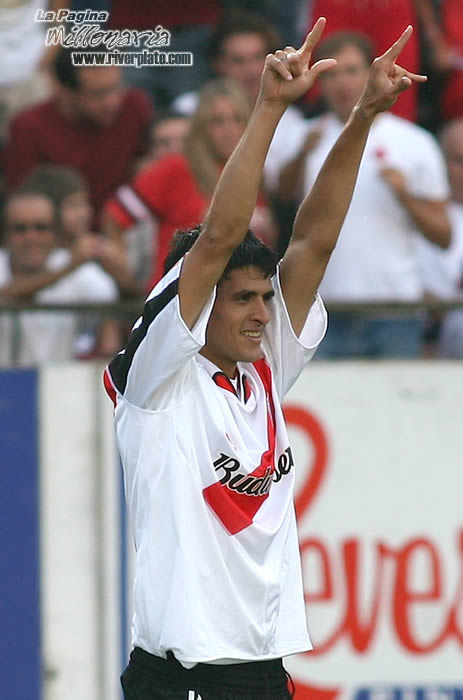 River Plate vs Racing Club (CL 2005) 38