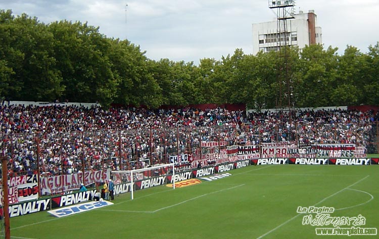 Estudiantes LP vs. River Plate (CL 2005) 10