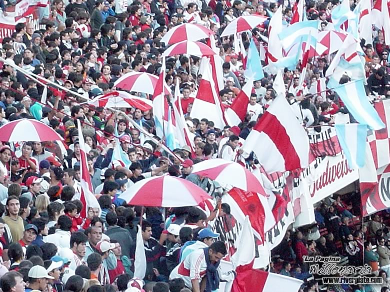 River Plate vs Arsenal (CL2005) 7
