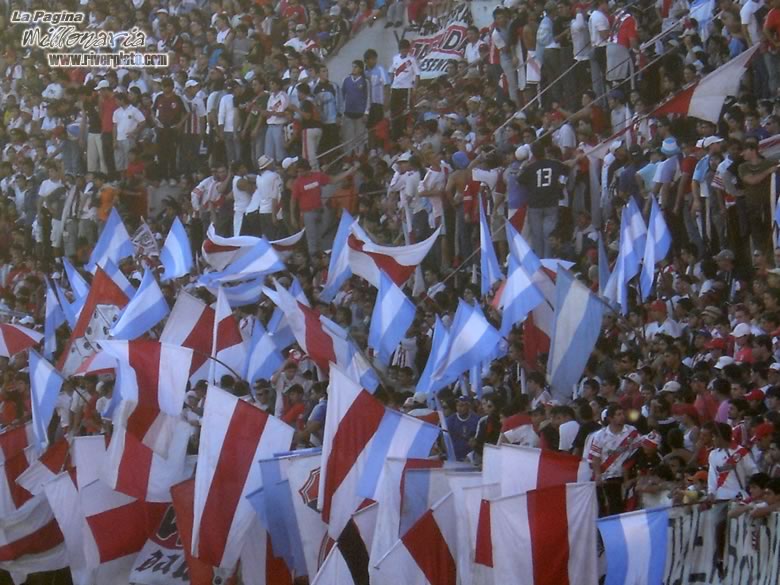 River Plate vs Quilmes (CL 2005) 7