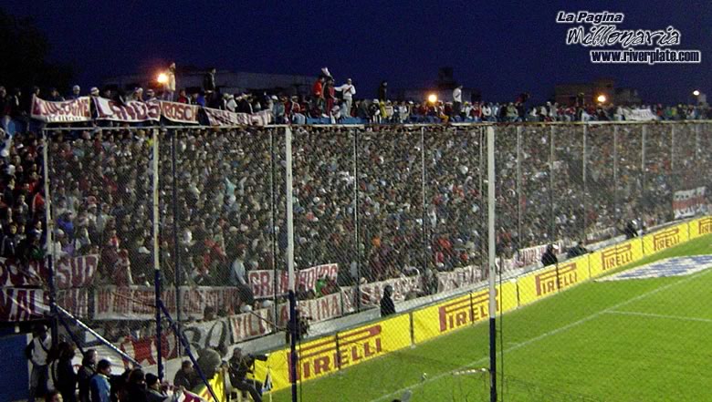 Almagro vs River Plate (CL 2005) 5
