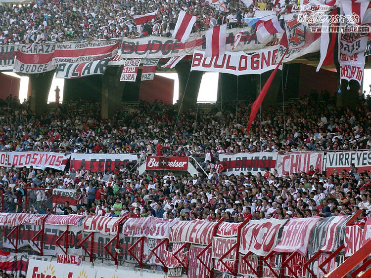 River Plate vs Lanus (CL 2005) 12