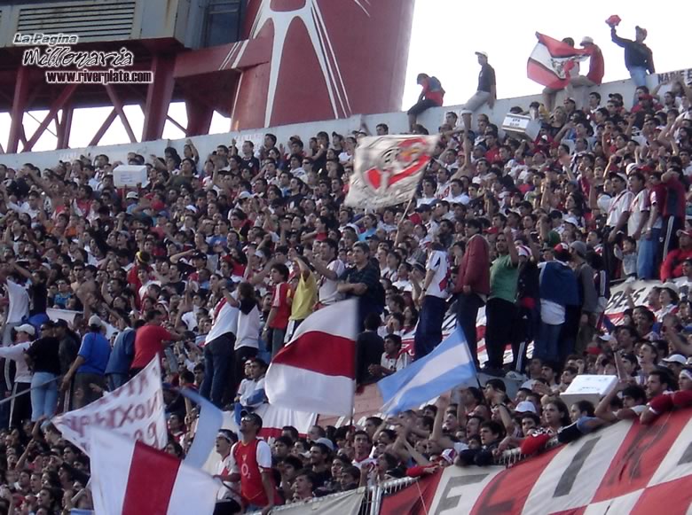 River Plate vs Lanus (CL 2005) 3