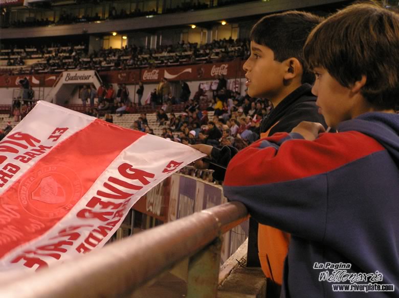 River Plate vs Gimnasia y Esgrima LP (CL 2005) 10
