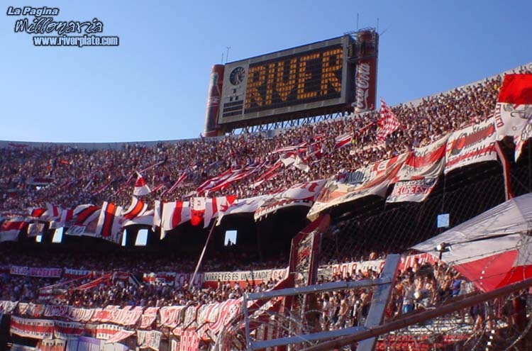 River Plate vs Unión (Sta. Fé) (AP 2002) 3