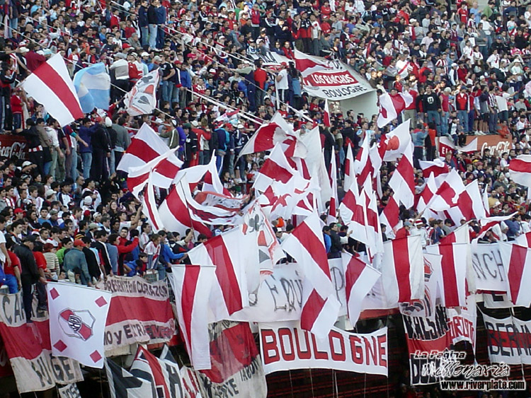 River Plate vs Huracán (TA) (CL 2005) 11