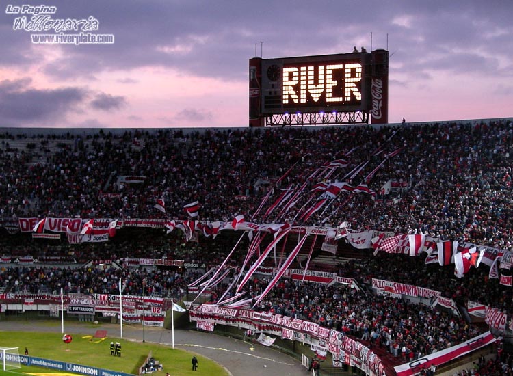 River Plate vs Colón (AP 2002) 6