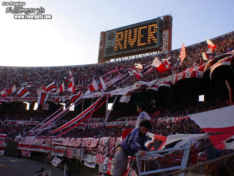 River Plate vs Colón (AP 2002) 11
