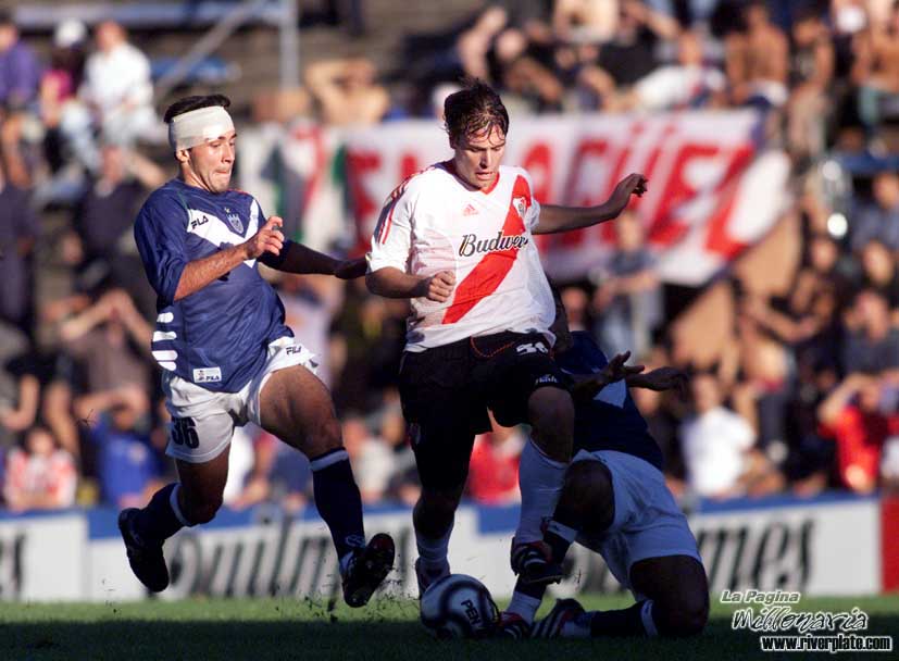 Velez Sarsfield vs River Plate (CL 2002) 10