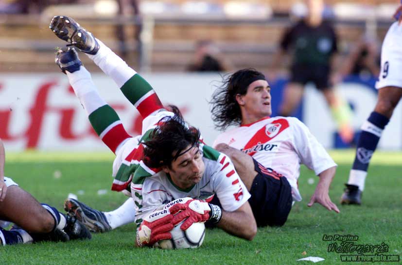 Velez Sarsfield vs River Plate (CL 2002) 11