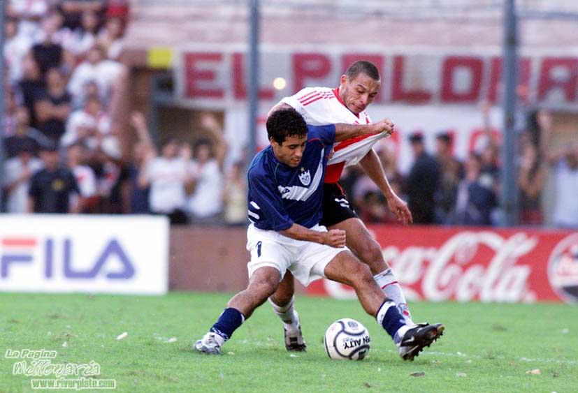 Velez Sarsfield vs River Plate (CL 2002) 12