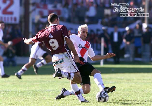 Lanús vs River Plate (CL 2002) 14