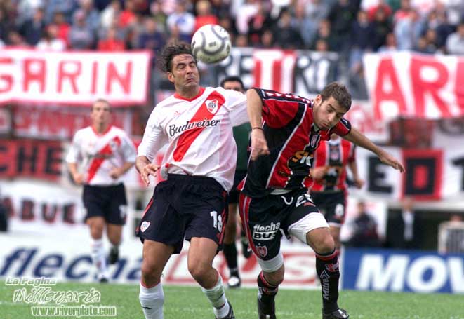 River Plate vs Chacarita Juniors (CL 2002) 11