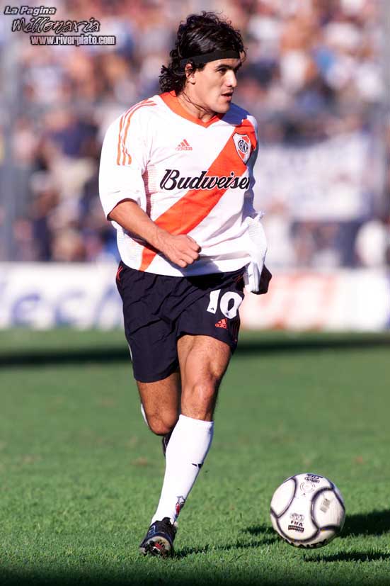 Velez Sarsfield vs River Plate (CL 2002) 21