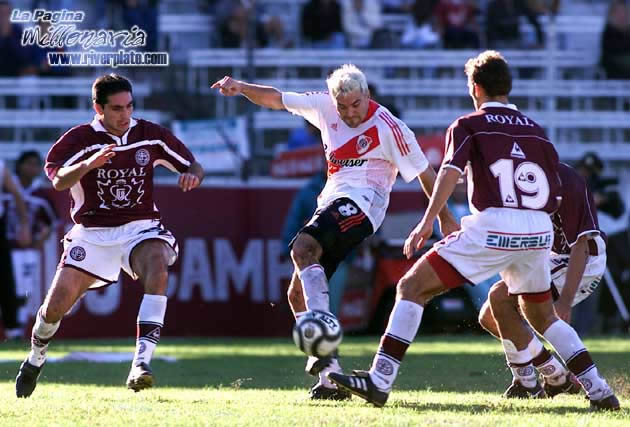 Lanús vs River Plate (CL 2002) 19