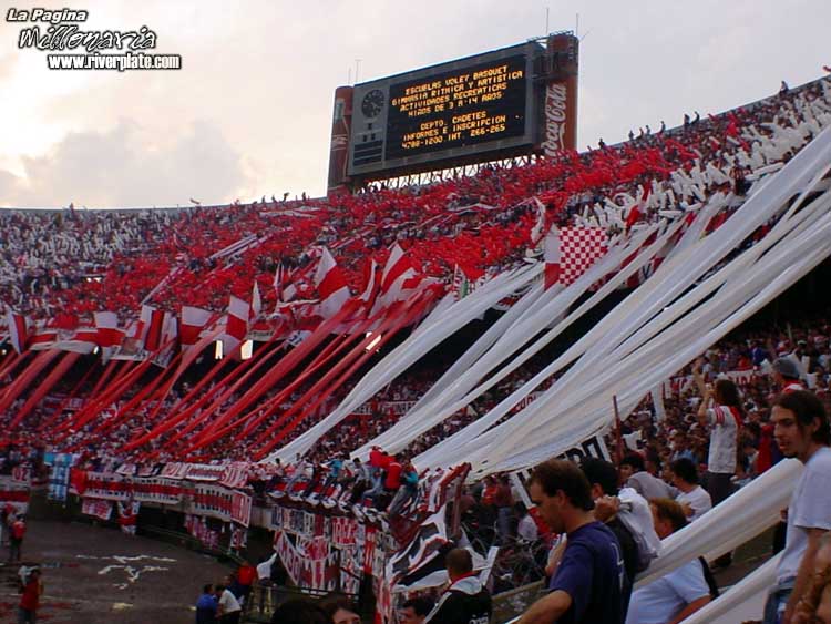 River Plate vs Argentinos Jrs (CL 2002) 77