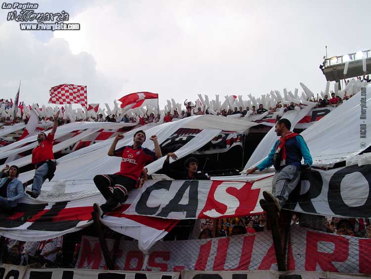 River Plate vs Argentinos Jrs (CL 2002) 94
