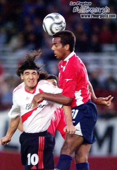 River Plate vs Independiente (CL 2002) 8