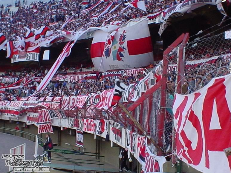 River Plate vs Independiente (CL 2002) 19