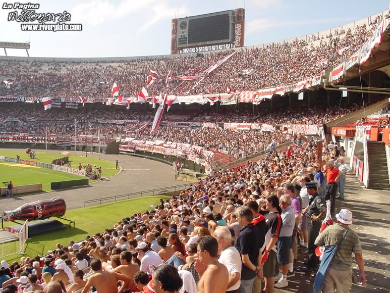 River Plate vs Talleres Cba (CL 2002) 11