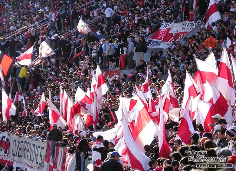River Plate vs Tiro Federal (AP 2005) 6