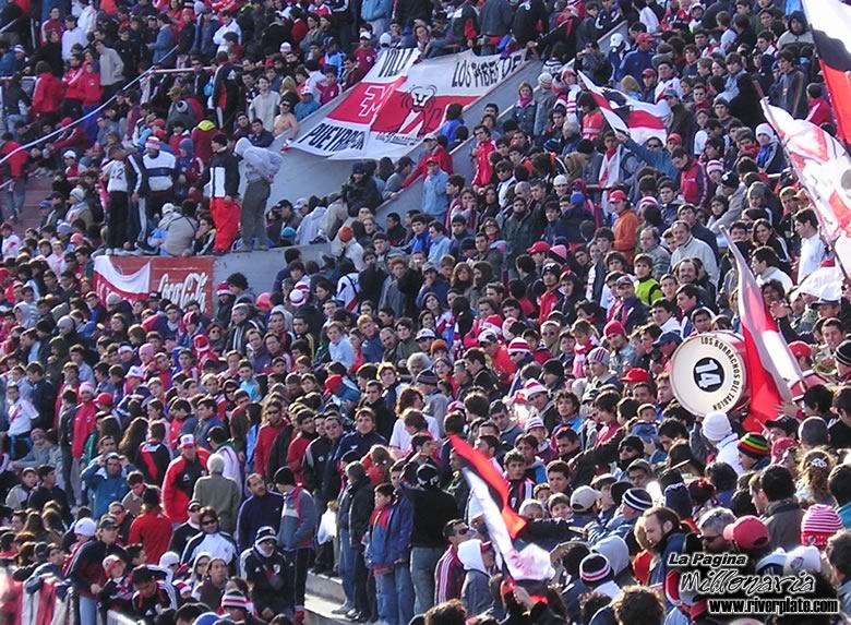 River Plate vs Tiro Federal (AP 2005) 9