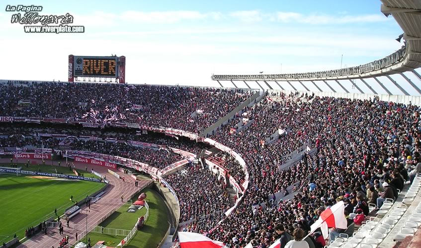 River Plate vs Tiro Federal (AP 2005) 10