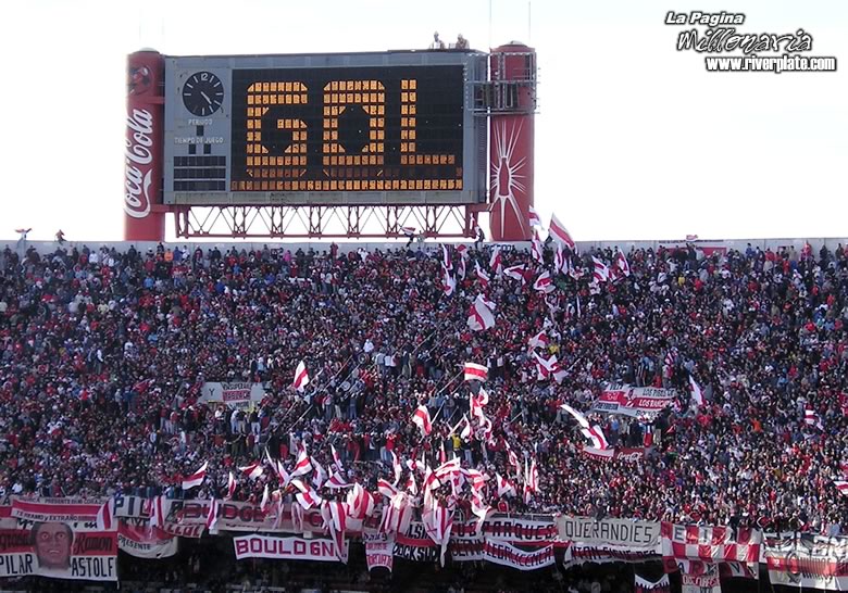 River Plate vs Tiro Federal (AP 2005) 11