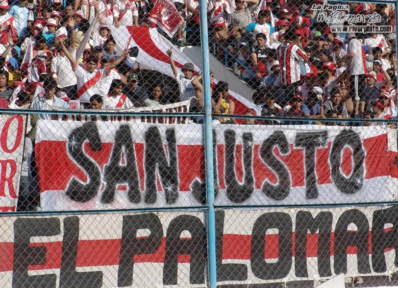 Gimnasia de Jujuy vs River Plate (AP 2005) 30