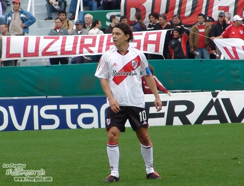 River Plate vs Newell´s Old Boys (AP 2005) 6