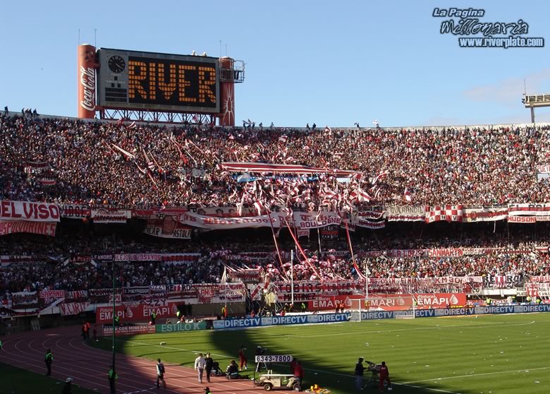River Plate vs Vélez Sarsfield (AP 2005) 16