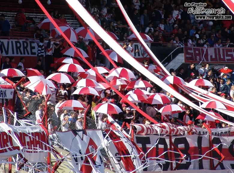 River Plate vs Vélez Sarsfield (AP 2005) 17